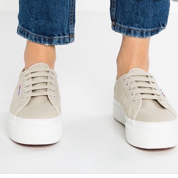 superga taupe platform